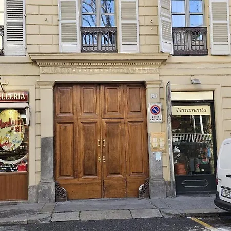 Sunsecondo Piccola Stazione Porta Nuova 100 Mt! Lägenhet *