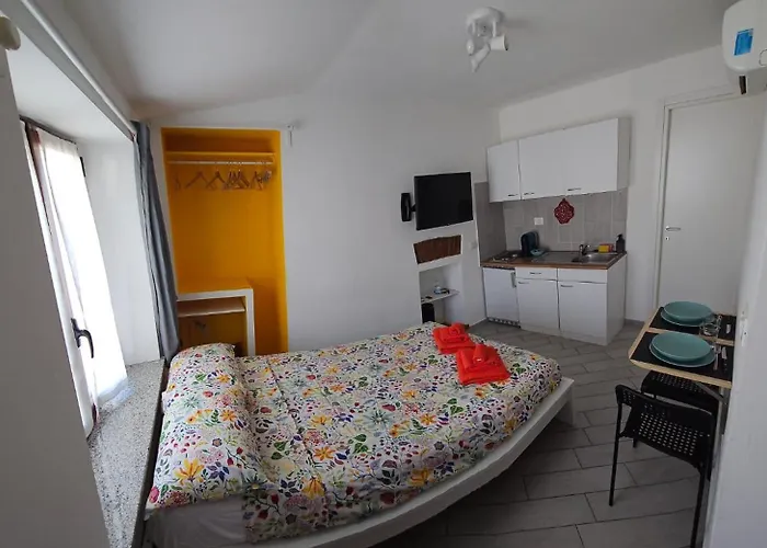 Apartment Sunsecondo Piccola Stazione Porta Nuova 100 Mt! Turin